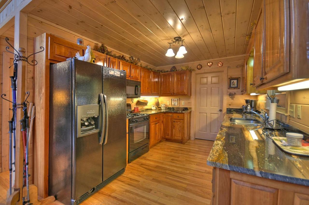Aska Adventure Lodge Blue Ridge Bagian luar foto