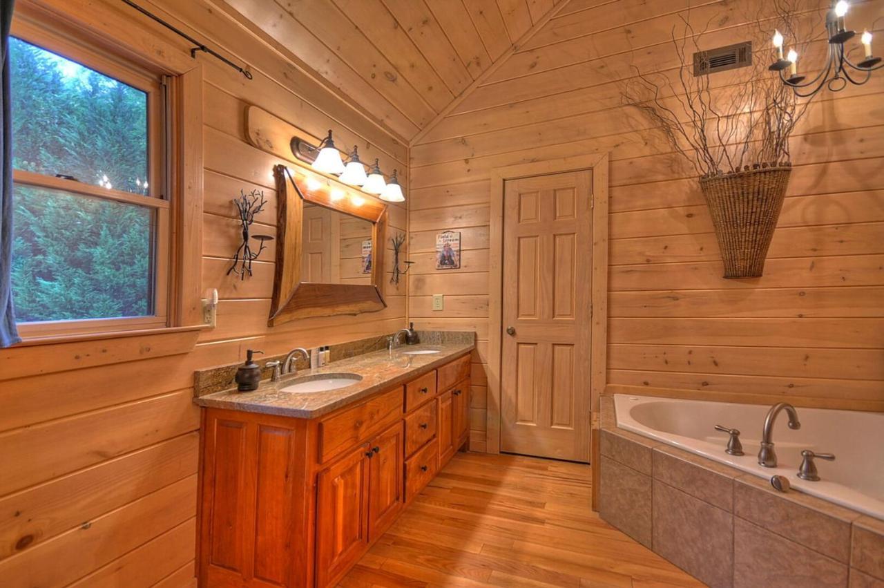 Aska Adventure Lodge Blue Ridge Bagian luar foto